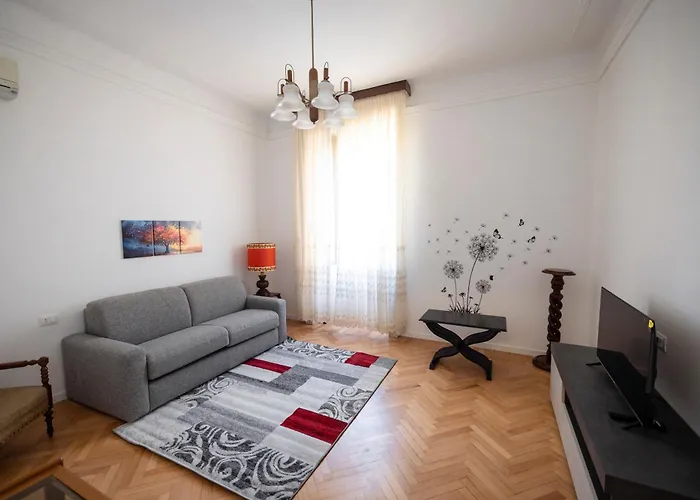 Moderno Trilocale In Zona Navigli